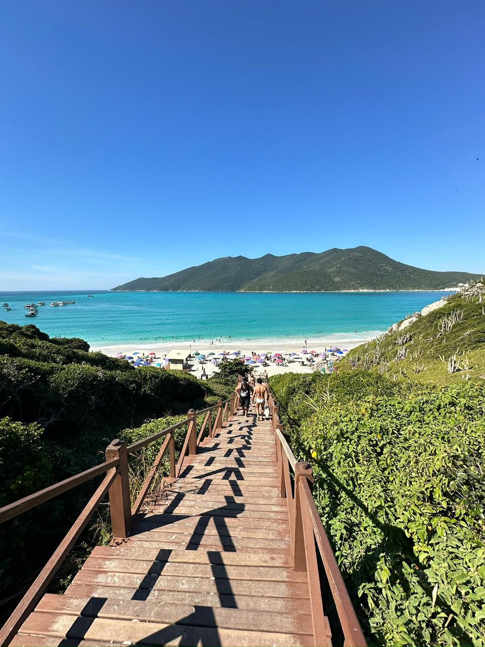 Prainhas do Pontal do Atalaia conquistam 2º lugar em premiação nacional de turismo