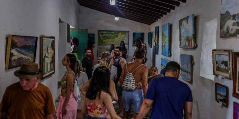 Mostra coletiva “A Cidade Mais Bonita do Mundo” recebe novos artistas no Forte São Mateus